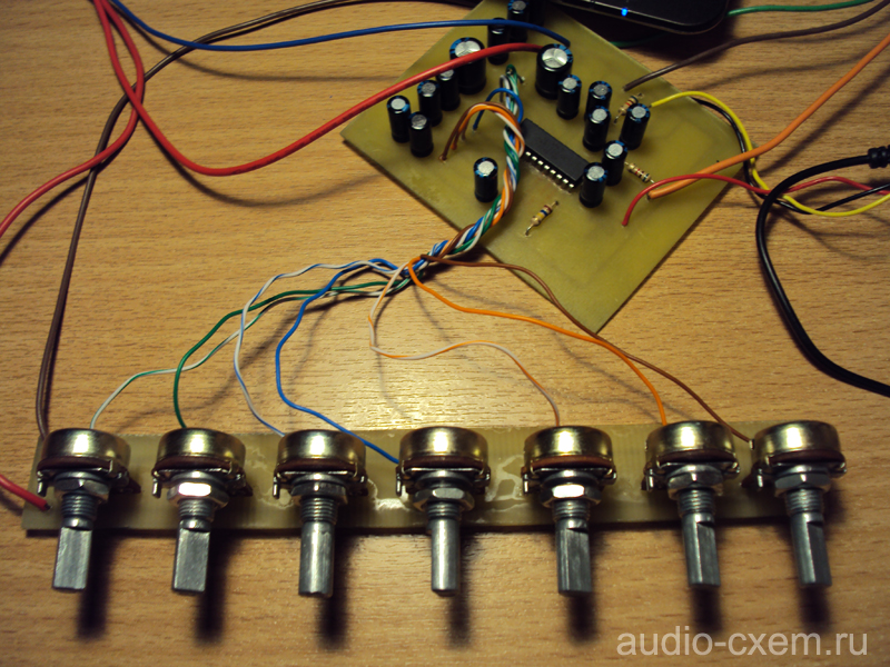 Эквалайзер на CXA1352AS